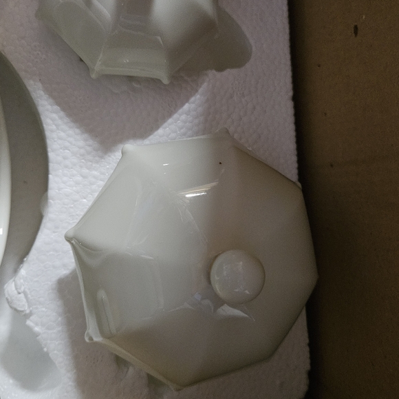 Hummel Hostess Tea Set NEW IN BOX 24K gold trim - Picture 10 of 11